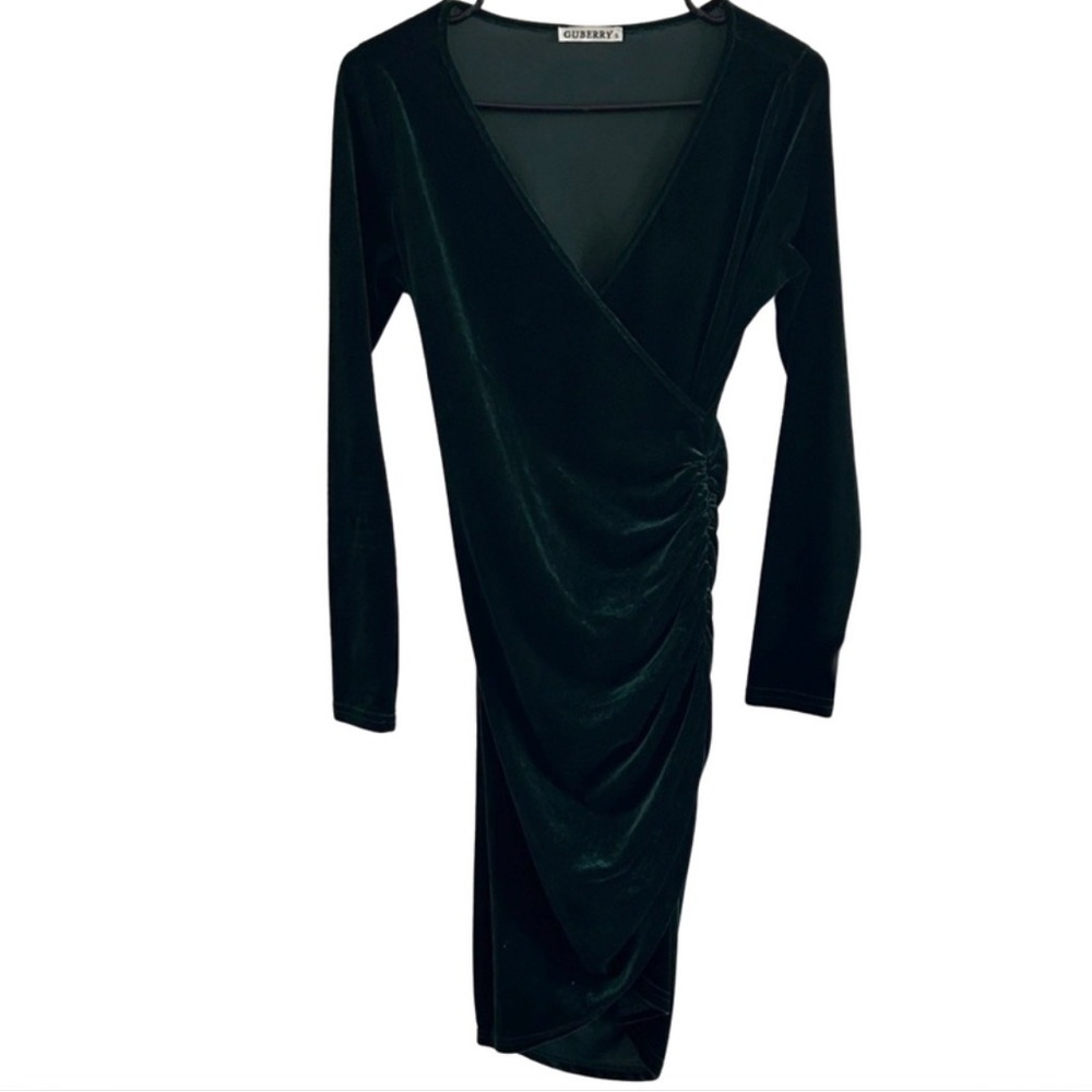 Guberry Deep Green Velvet Long Sleeve Dress